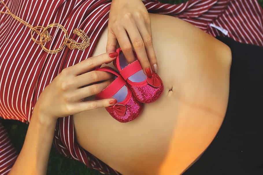 Pregnancy Week 5: प्रेग्नेंसी वीक 5 से जुड़ी क्या जानकारी मुझे पता होनी चाहिए?