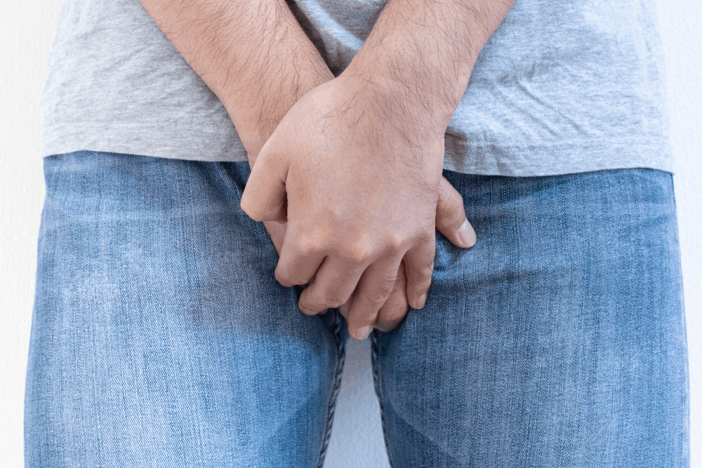 Phimosis: फिमोसिस क्या है? जानिए इसके कारण, लक्षण और उपाय