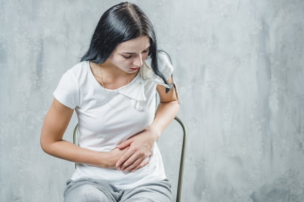 Crohn's Disease : क्रोहन रोग क्या है? जानें इसके कारण, लक्षण और इलाज