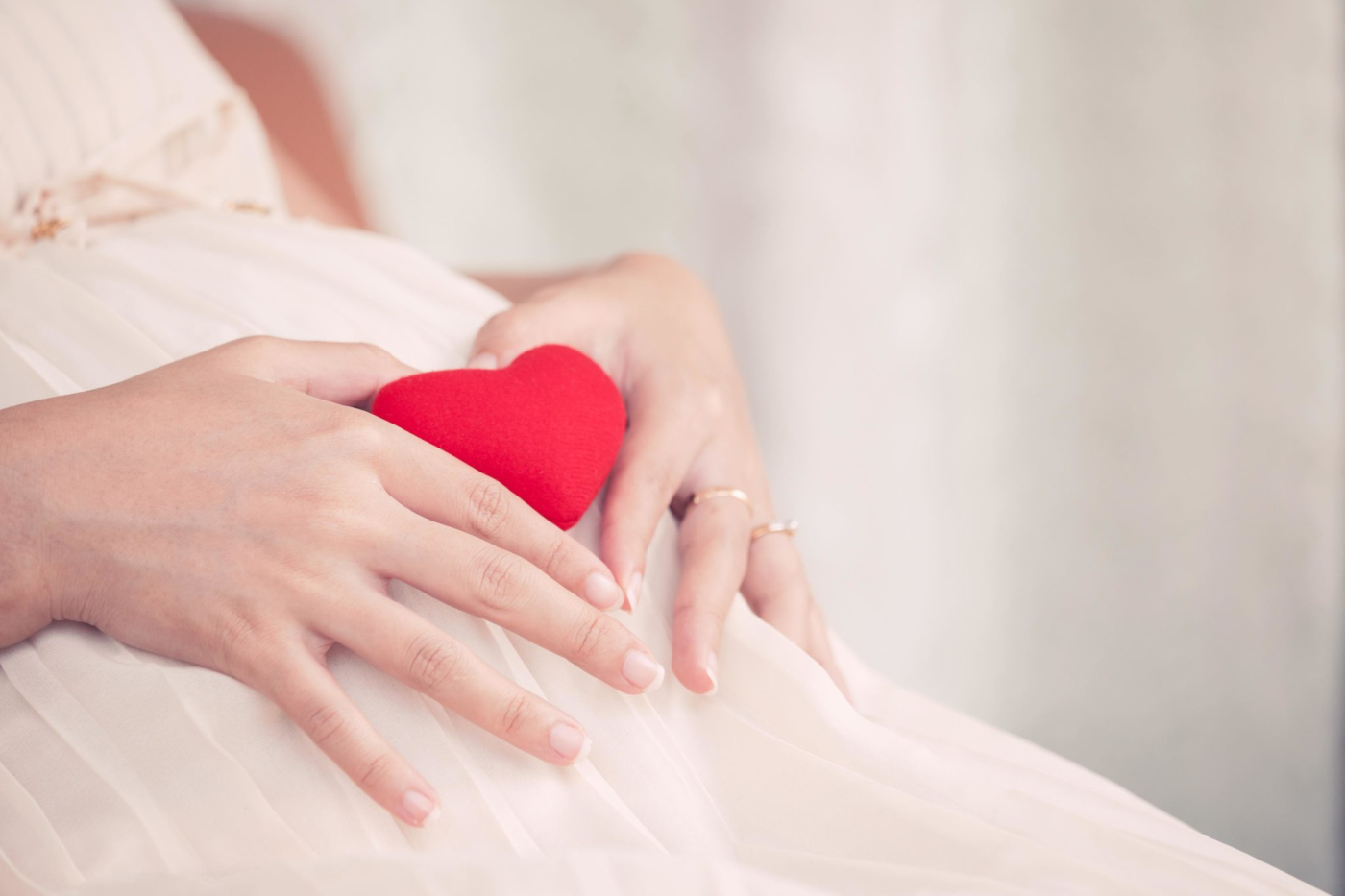 Pregnancy 25th Week : प्रेग्नेंसी वीक 25, जानिए लक्षण, शारीरिक बदलाव और सावधानियां