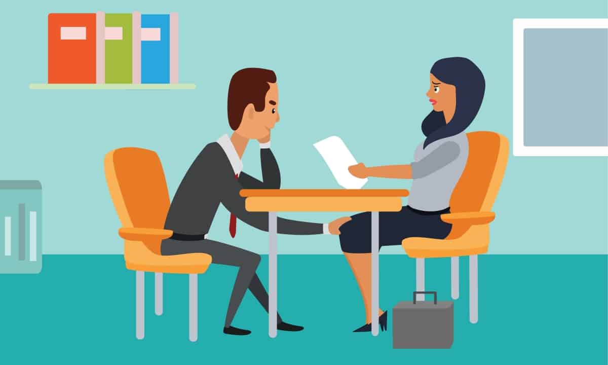 ये इशारे हो सकते हैं ऑफिस में यौन उत्पीड़न के संकेत, न करें नजरअंदाज