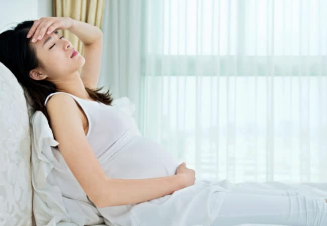 प्रेग्नेंट हैं? प्रेग्नेंसी की लेबर स्टेज के बारे में जरूर जानें!
