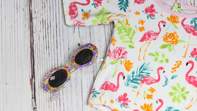 बच्चे को खुद कपड़ा पहनना कैसे सिखाएं?