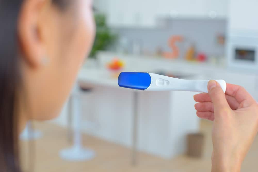 प्रेग्नेंसी टेस्ट किट (pregnancy test kit) से मिले नतीजे कितने सही या गलत?