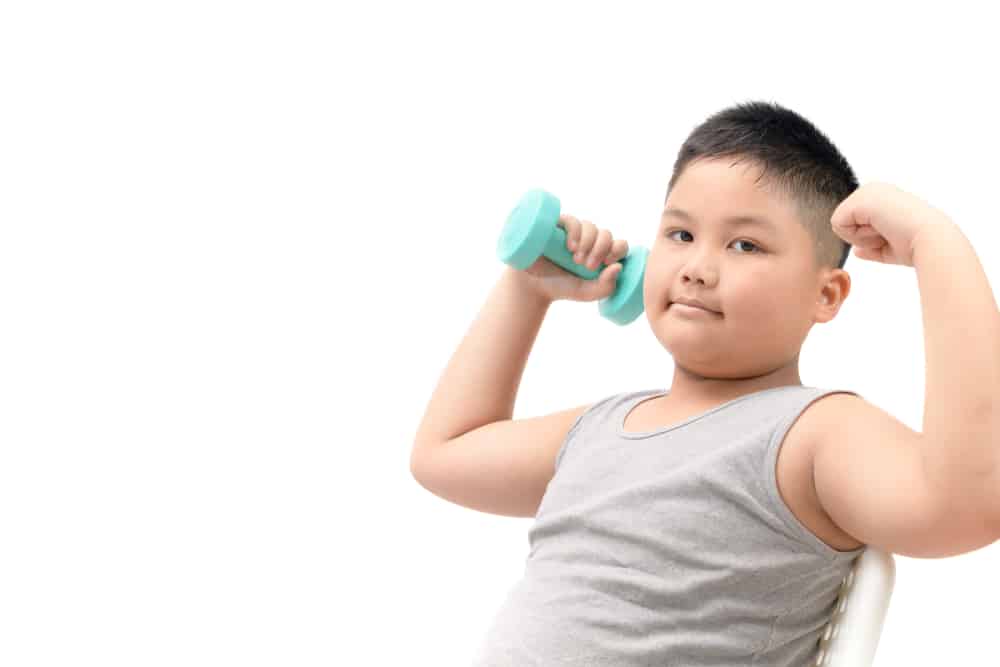 बच्चे को फिट रखने के उपाय अपना कर बच्चे को रख सकते हैं एक्टिव