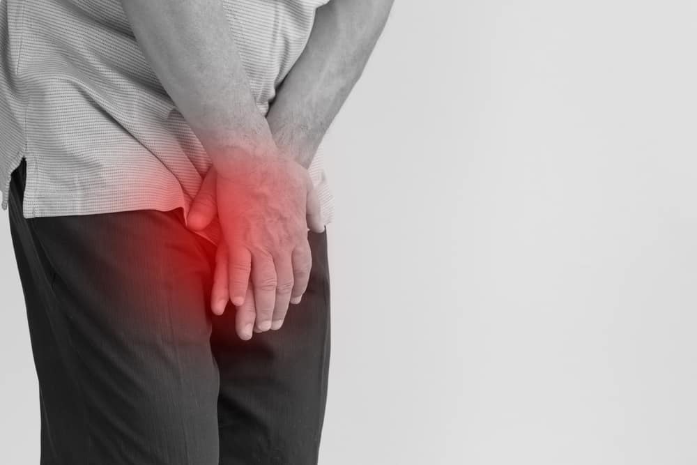 Prostatitis: प्रोस्टेटाइटिस क्या है? जानिए इसके कारण, लक्षण और उपाय