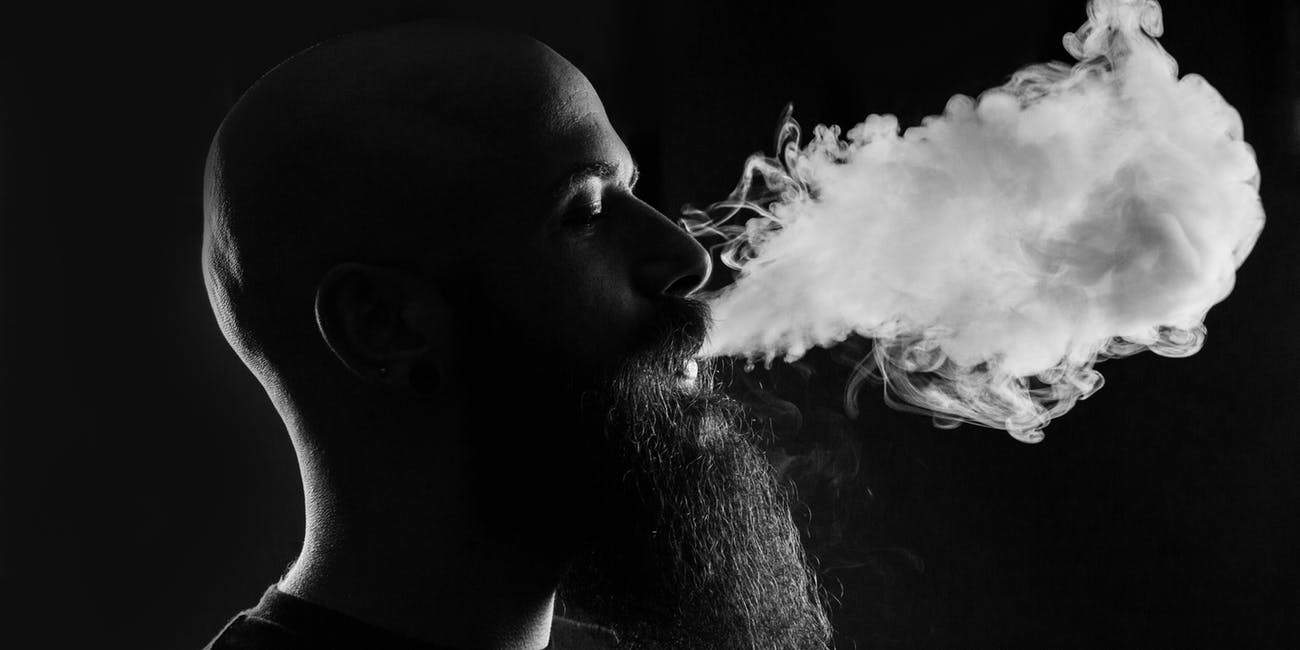 सिगरेट की जगह इलेक्ट्रॉनिक सिगरेट पीने वाले हो जाएं सावधान