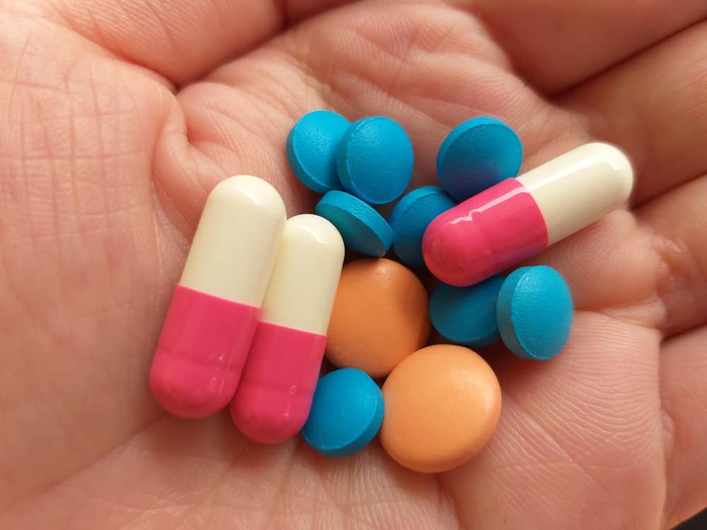 Cinnarizine: सिनेरीजीन क्या है? जानिए इसके उपयोग, साइड इफेक्ट्स और सावधानियां