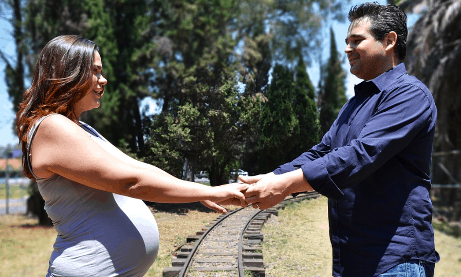 प्रेग्नेंसी में खुश रहने के उपाय जिनके बारे में शायद ही कोई बताएगा