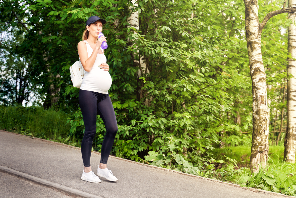 क्या आप जानते हैं गर्भावस्था में टहलने के फायदे?