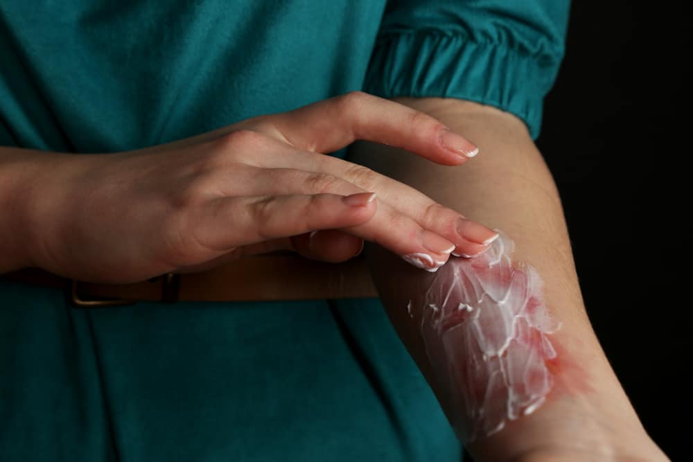 Aminacrine: ऐमीनाक्राइन क्या है? जानिए इसके उपयोग, साइड इफेक्ट्स और सावधानियां