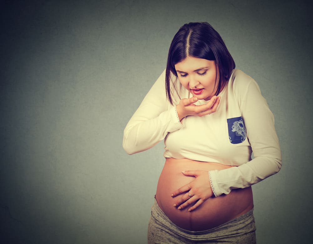 प्रेग्नेंसी में उल्टी के उपचार के लिए अपनाएं ये 8 उपाय