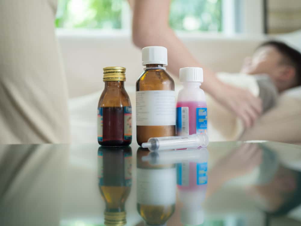 Chymotrypsin Alfa : काइमोट्रिप्सिन अल्फा क्या है? जानिए इसके उपयोग, साइड इफेक्ट्स और सावधानियां