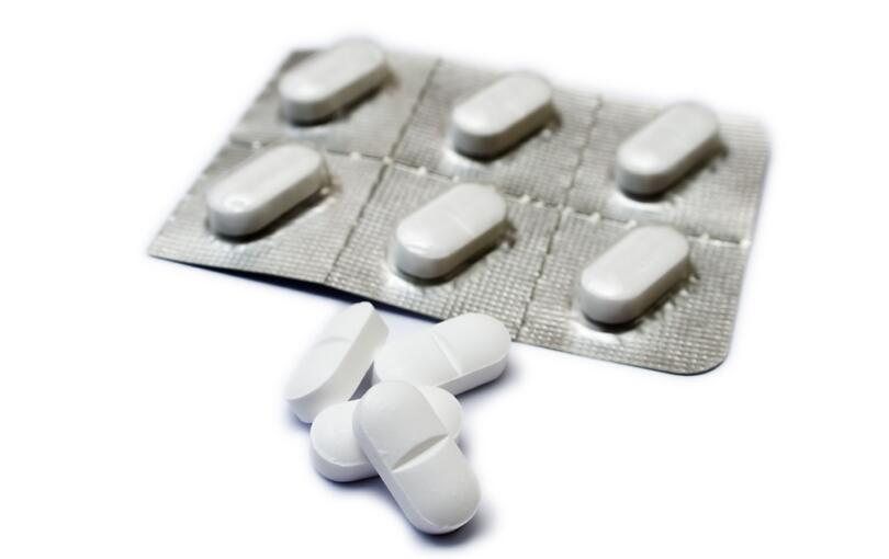 Ibuprofen + Paracetamol/Acetaminophen : आइबूप्रोफेन + पेरासिटामोल/एसिटामिनोफेन क्या है? जानिए इसके उपयोग, साइड इफेक्ट्स और सावधानियां