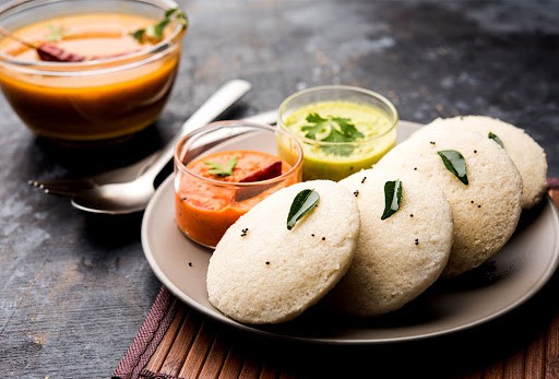 इंडियन फूड्स से वजन घटाएं, अपनाएं ये वेट लॉस डायट चार्ट