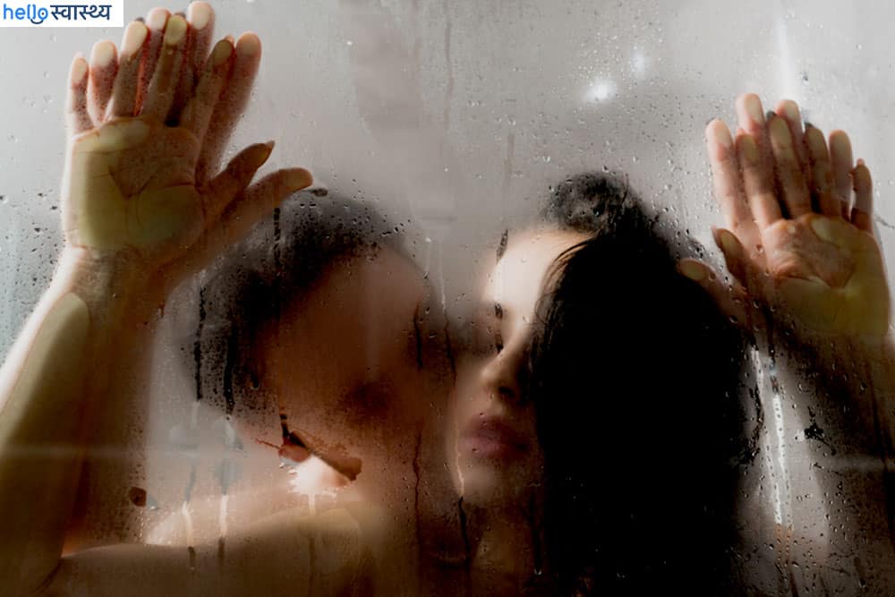 शावर सेक्स का बनाया है प्लान तो पहले चुनें सेफ सेक्स पुजिशन 