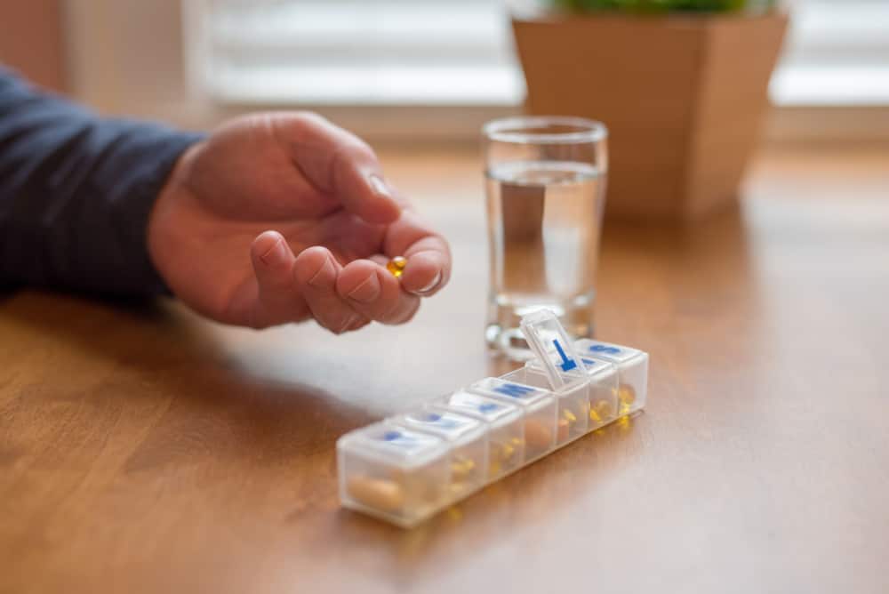 Doxycycline+Lactobacillus: डॉक्सीसाइक्लिन+लैक्टोबैसिलस क्या है? जानिए इसके उपयोग, साइड इफेक्ट्स और सावधानियां