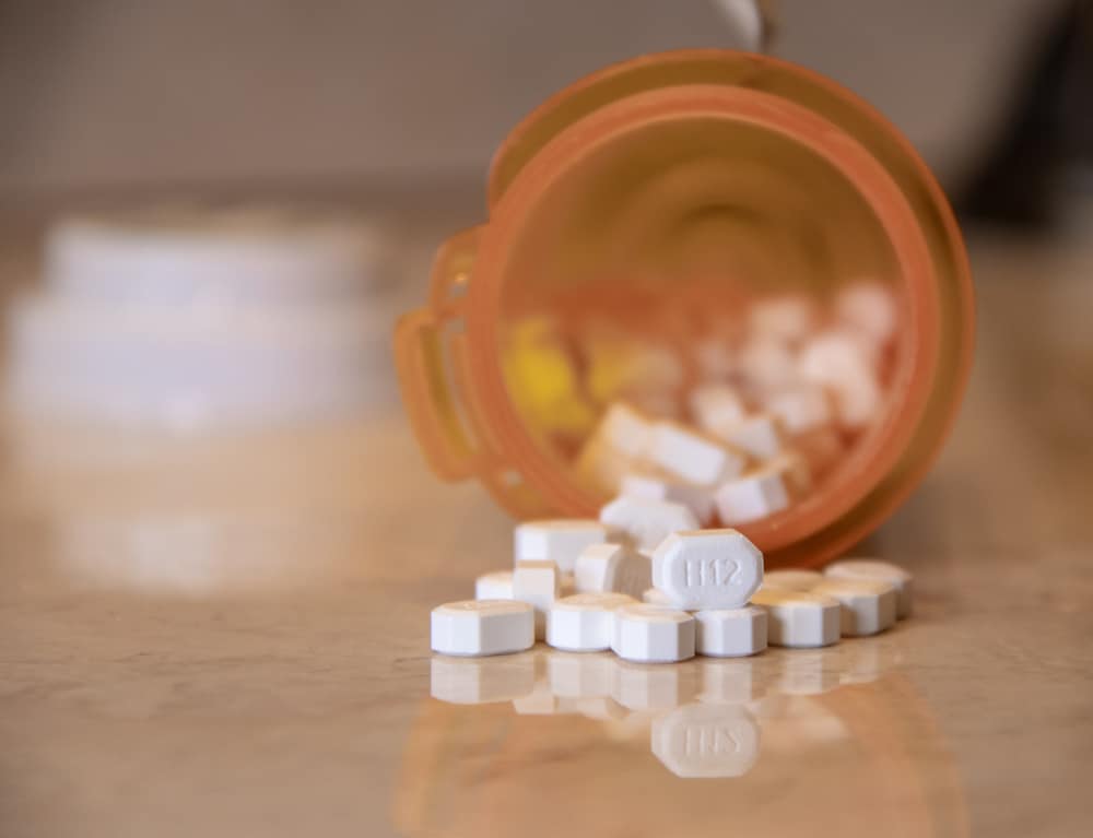 Amlodipine: एम्लोडीपिन क्या है? जानिए इसके उपयोग, साइड इफेक्ट्स और सावधानियां