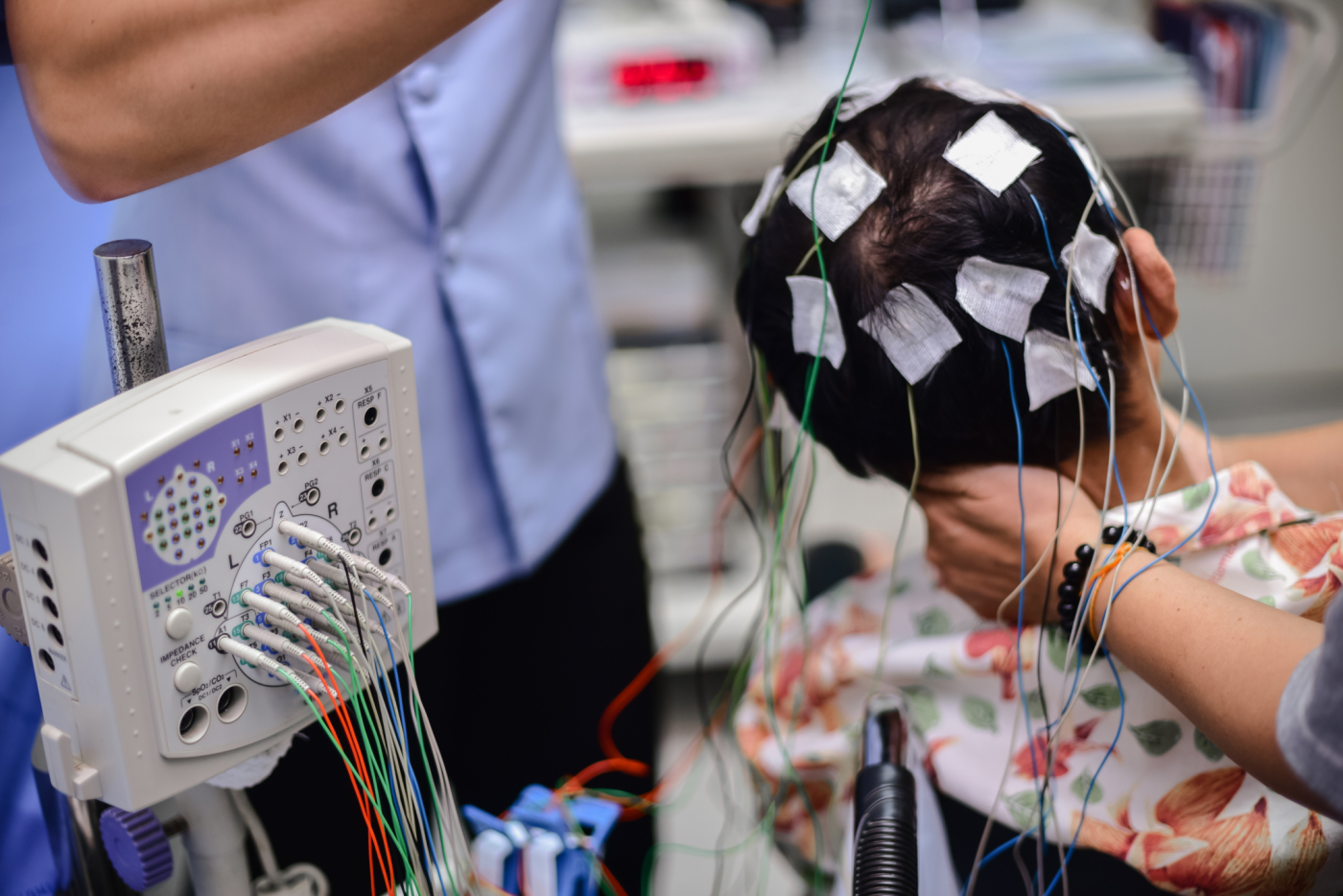 Electroencephalogram (EEG) : इलेक्ट्रोएन्सेफेलोग्राम क्या है?