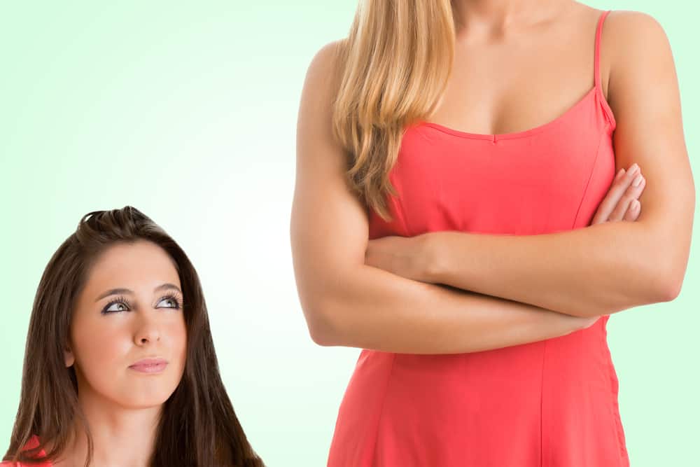 कैंसर फैक्ट्स: लंबी महिलाओं में अधिक रहता है ब्रेस्ट कैंसर का खतरा