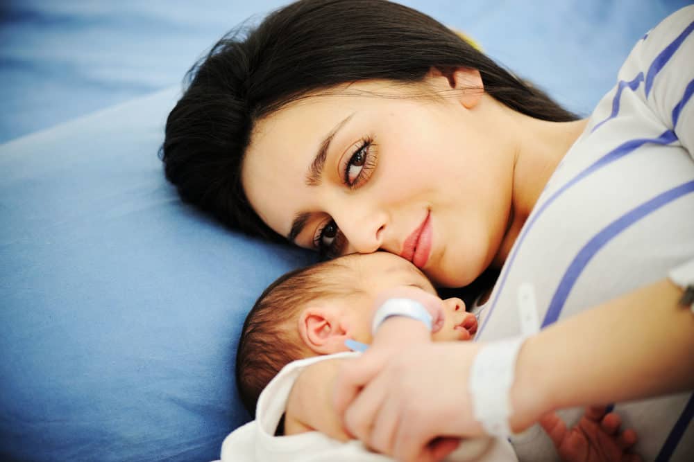 नॉर्मल डिलिवरी के फायदे शायद नहीं होंगे आपको पता