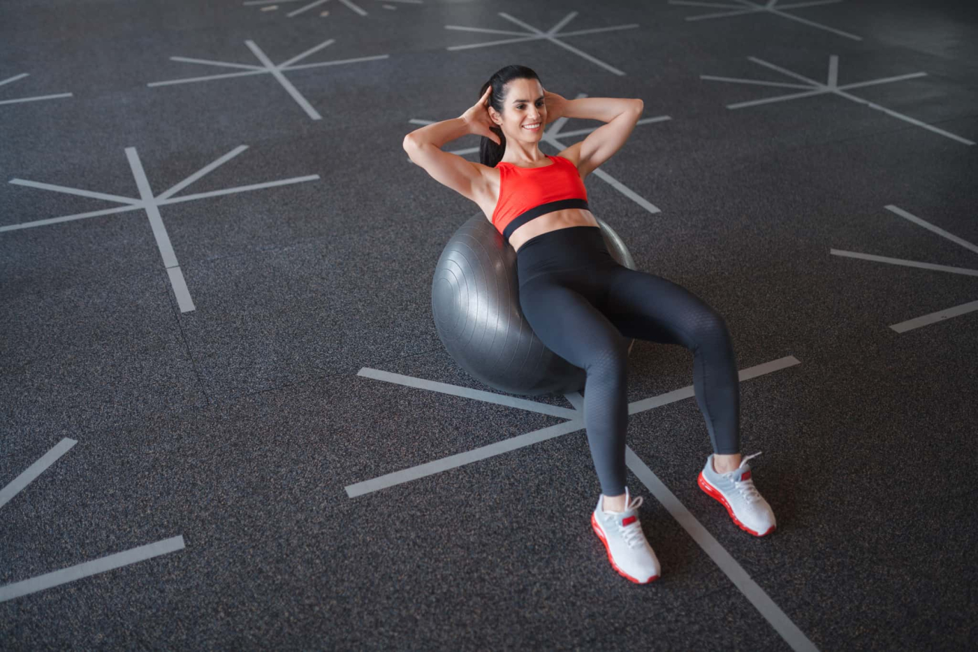 इस बॉल से करें एक्सरसाइज, मोटापा होगा कम और बाजु भी आएंगे शेप में