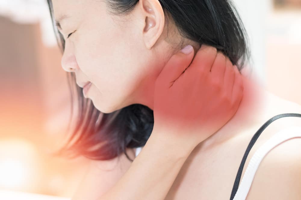 क्या कंधे में रहती है जकड़न? कहीं आप पोलिमेल्जिया रुमेटिका के शिकार तो नहीं!