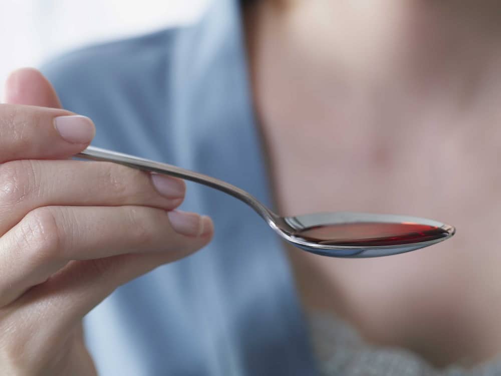 Ascoril LS Syrup: एस्कोरिल एलएस सिरप क्या है? जानिए इसके उपयोग, डोज और सावधानियां