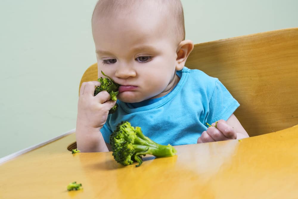 बच्चों को नए फूड टेस्ट कराना- new food taste