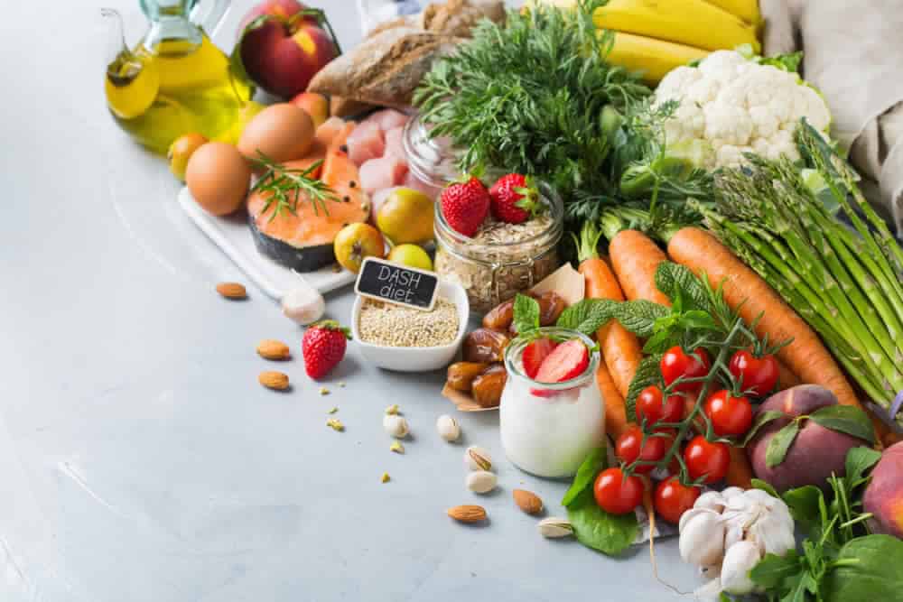 ब्लड प्रेशर की समस्या है तो अपनाएं डैश डायट (DASH Diet), जानें इसके चमत्कारी फायदे