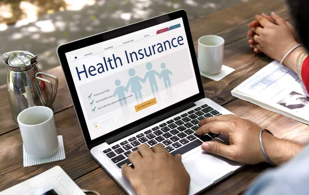 महिलाओं के लिए हेल्थ इंश्योरेंस है ज्यादा जरूरी, क्या आपको है इस बारे में जानकारी?