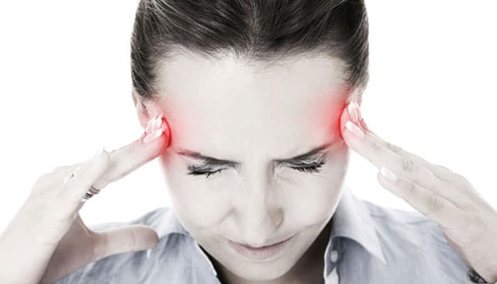 सिरदर्द और माइग्रेन के लिए योग: उसके प्रकार और करने का तरीका