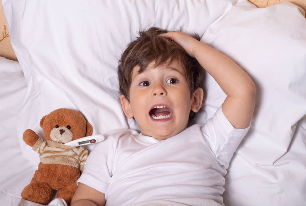 बच्चों में कफ की समस्या बन गई है सिरदर्द? इसे दूर करने के लिए अपनाएं ये उपाय