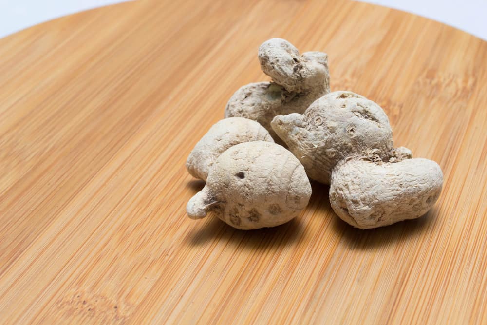 Panax Pseudoginseng: पनाक्स सूडोजिनसेंग क्या है?