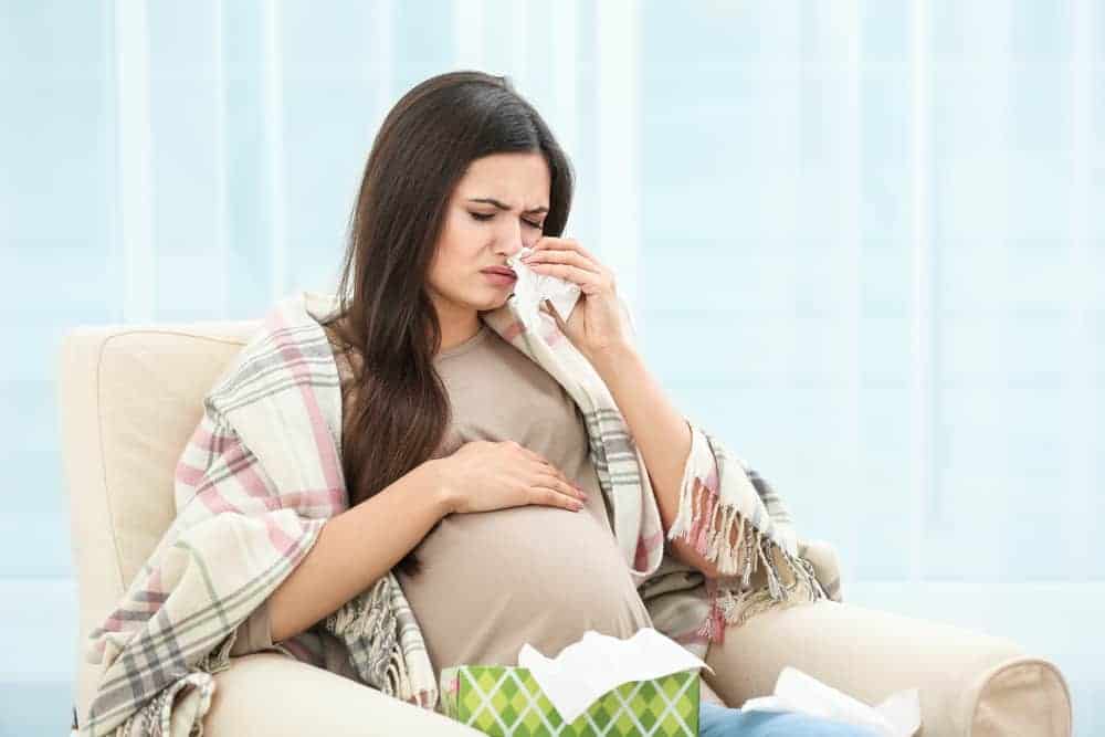 प्रेग्नेंसी में खांसी (Cough during pregnancy) की समस्या से राहत पाने के घरेलू उपाय, जानें यहां