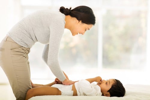 एक दिन में बच्‍चे का डायपर कितनी बार बदलना चाहिए