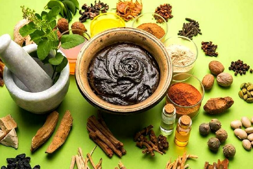 कोरोना वायरस से बचाने के लिए वरदान समान हैं ये जड़ी बूटियां, कुछ तो आपकी किचन में ही हैं मौजूद