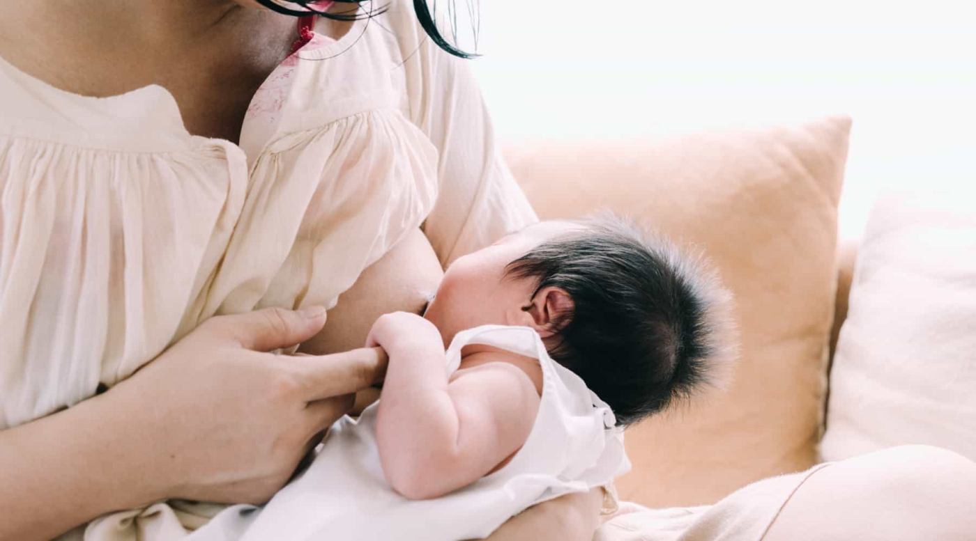 ऑन-डिमांड ब्रेस्टफीडिंग कराने के हैं ये बड़े फायदे