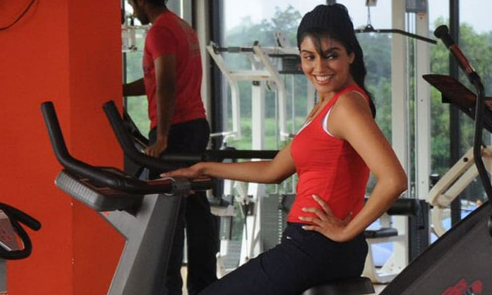 अभिनेत्री असिन कैसे रहती हैं इतनी फिट, जानिए उनका टॉप फिटनेस सीक्रेट