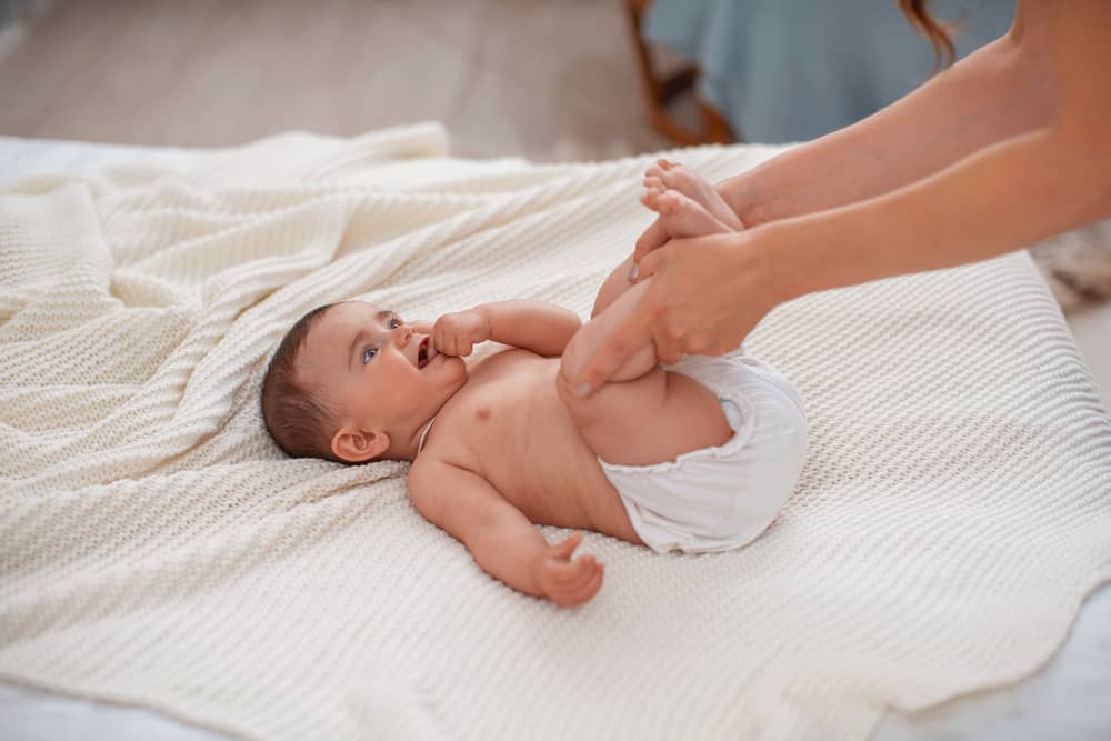 शिशुओं में गैस की परेशानी का घरेलू उपचार