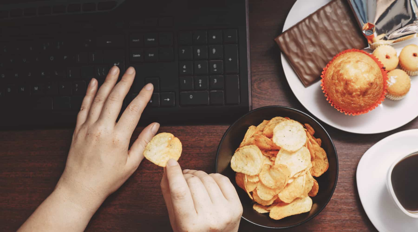 लॉकडाउन में ईटिंग हैबिट्स किसी की सुधरी तो किसी की हुई बेकार