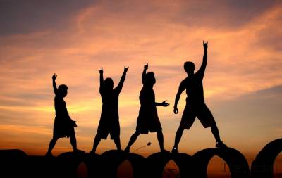 International Youth Day: ऐसी 10 बीमारियां जिनके शिकार अधिकतर इंडियन यूथ हो रहे हैं