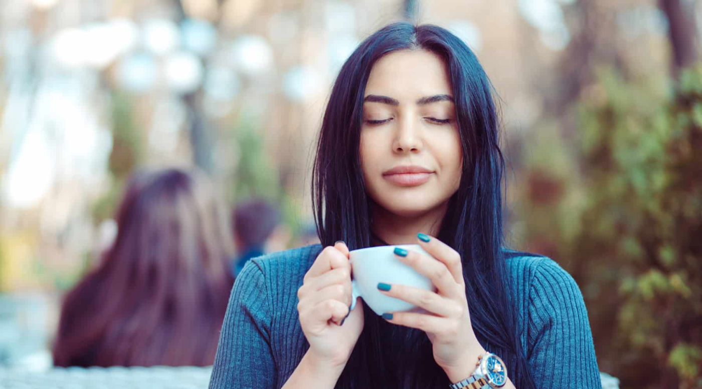 प्यार हो जाएगा आपको ग्रीन कॉफी से, जब जान जाएंगे इसके फायदे