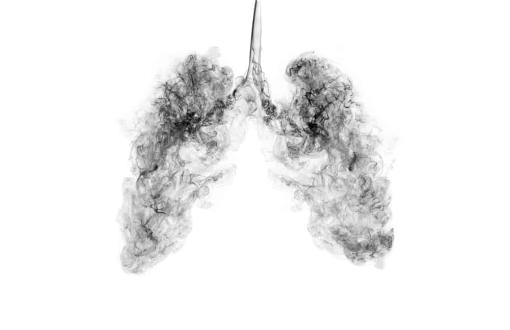 World Lungs Day: क्या ड्रग्स जितनी ही खतरनाक है धूम्रपान की लत?