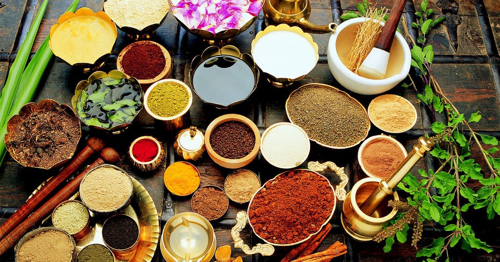 आयुर्वेदिक डिटॉक्स क्या है? जानें डिटॉक्स के लिए अपनी डायट में क्या लें