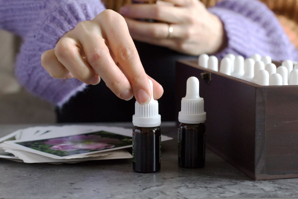 डिप्रेशन को छूमंतर करने के लिए लें होम्योपैथी का सहारा