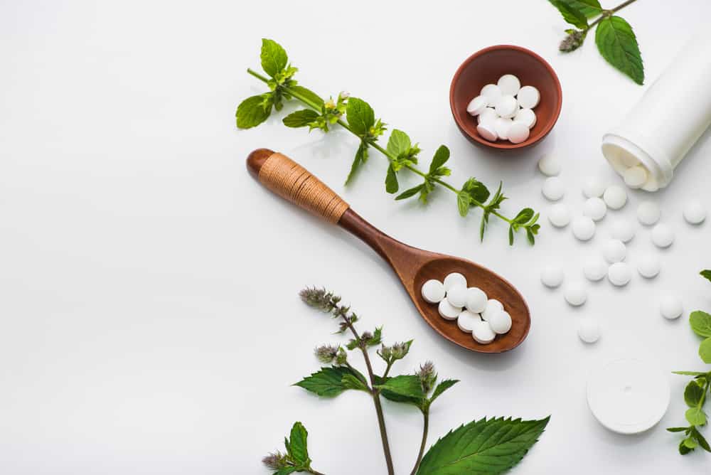 World Homeopathy Day: होम्योपैथी यानी 'मीठी गोलियां' अगर आप भी ऐसा मानते हैं तो ये लेख जरूर पढ़ना चाहिए