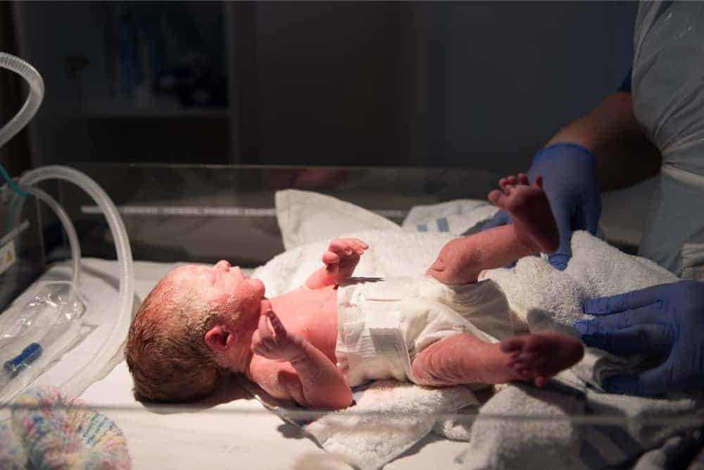 Premature Baby Weight: आखिर कितना होता है प्रीमैच्योर बेबी का वजन? क्या जानते हैं आप?