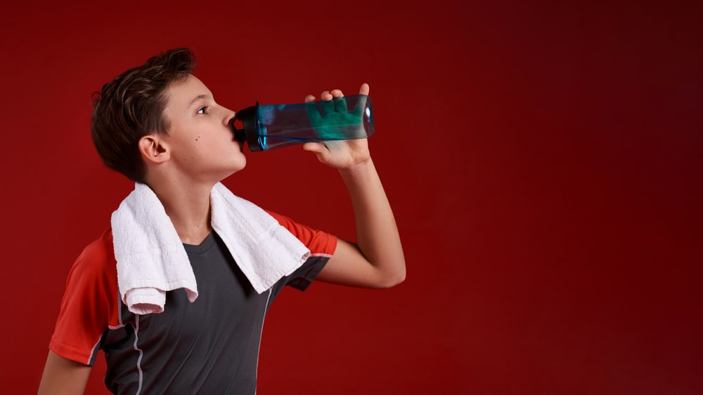 एथलीट बच्चों के लिए करना है स्पोर्ट्स ड्रिंक्स का चुनाव, तो पढ़ें यहां