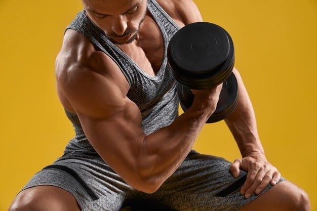 मस्कुलर स्ट्रेंथ एक्सरसाइजेज: मसल्स स्ट्रेंथ में यह व्यायाम निभाते हैं महत्वपूर्ण भूमिका